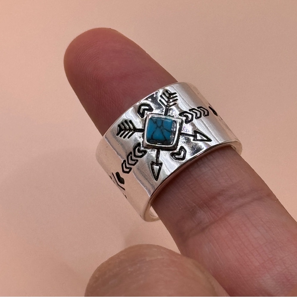Silver Turquoise Arrow Ring size 8